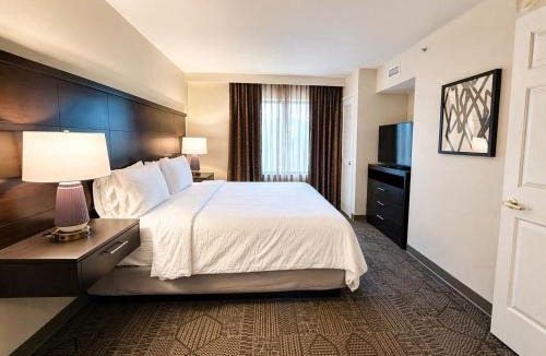 Middleton Hotel | Staybridge Suites Middleton/Madison-West by IHG