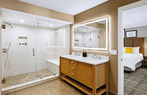 Oxnard Hotel | Staybridge Suites Oxnard River Ridge by IHG