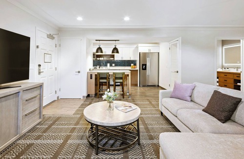 Oxnard Hotel | Staybridge Suites Oxnard River Ridge by IHG