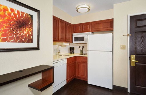 Springfield Hotel | Staybridge Suites South Springfield by IHG