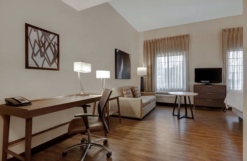 Tallahassee Hotel | Staybridge Suites Tallahassee by IHG
