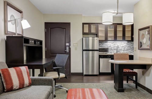 Lanham Hotel | Staybridge Suites Washington D.C.- Greenbelt by IHG