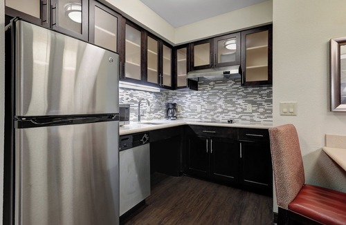 Lanham Hotel | Staybridge Suites Washington D.C.- Greenbelt by IHG