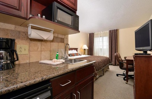 West Des Moines Hotel | Staybridge Suites West Des Moines by IHG