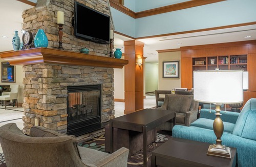 Concordville Hotel | Staybridge Suites Wilmington - Brandywine Valley by IHG