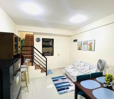 Paombong Apartment | Staycation in Malolos Bulacan with Parking, Netflix and Fast WiFi