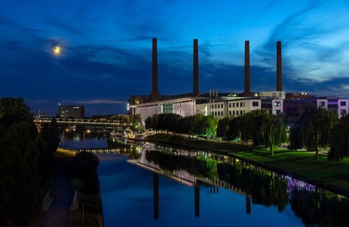 Stadtmitte Hotel | STAYERY Wolfsburg - VW Tor 17