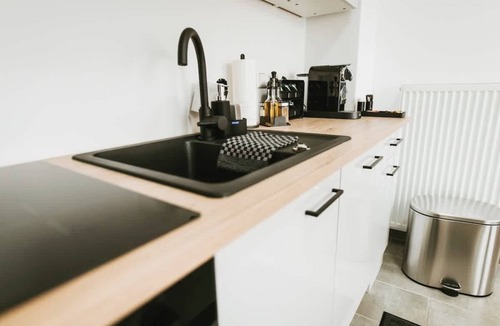 Wuelfel Apartment | Staylight City-Loft | private parking | trade fair