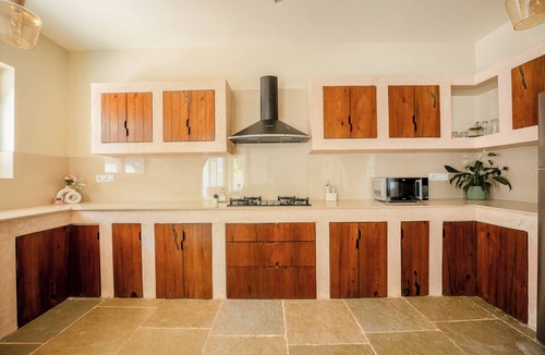 Vagator Villa | Staymaster White Castle-3BHK | Pvt Pool | Vagator