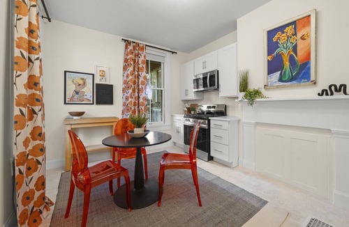 Mount Adams Apartment | StayPavilionMtAdams | Cincinnati