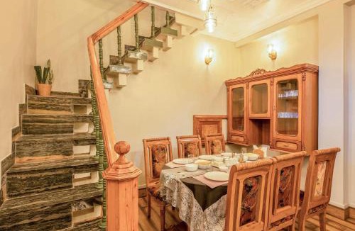 Nainital Villa | StayVista at Villa 360 by VEO - Part of StayVista