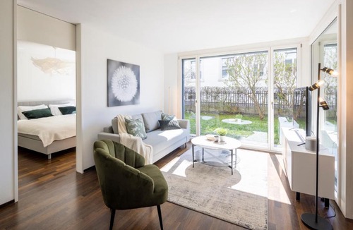 Dietikon District Apartment | STAYY Green Oasis Premium Apartment - Garden Terrace free parking 20' to Zurich