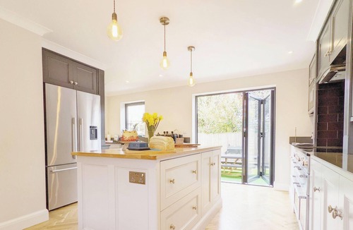 Chichester Cottage | Steddles - Chichester - a town house that sleeps 8 guests in 4 bedrooms