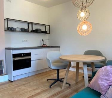 Bahrenfeld House | steenkampstudios GRANNS' SUITE