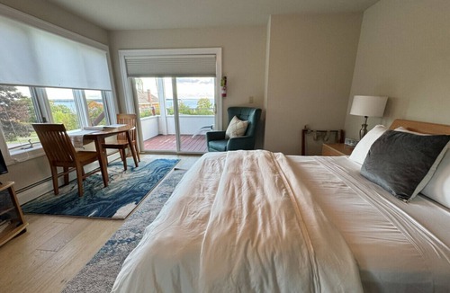Bayfield Apartment | Steeple Hill Flats Two Suites Overlooking Lake Superior