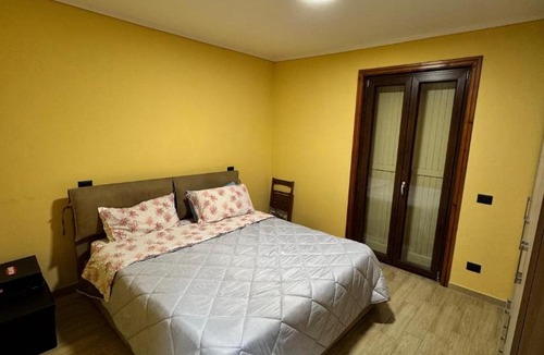 Rivisondoli Apartment | Stef House