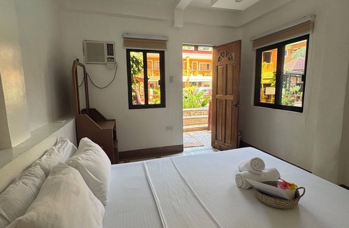 Loboc Bed & Breakfast | Stefanie Grace Inn