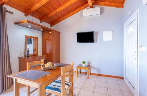 Pirgi House | Stefanosplace Super Studio Sea View