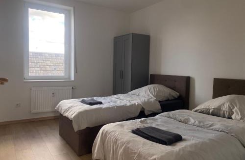 Willich Apartment | Stefans Apartments B - 20 min bis DD Messe und Flughafen inkl Parkplatz