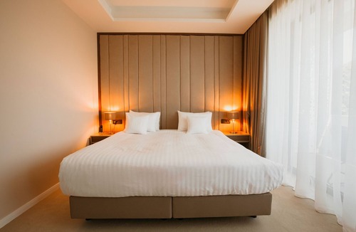 Dumbravita Hotel | Stein Collection