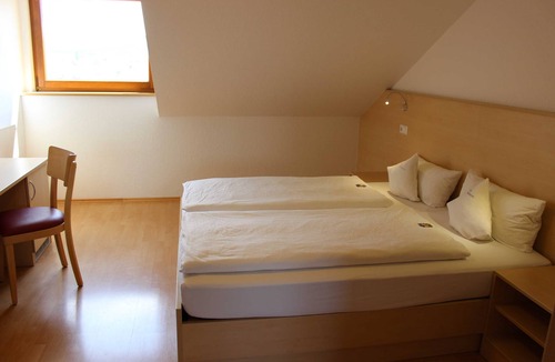 Lehrensteinsfeld Bed & Breakfast | Steinacker vacation apartment - Guesthouse Zum Wolffenturm