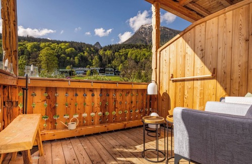Ramsau Apartment | Steinbock - Apartment - balcony with mountain view, fireplace, 75sqm, non-smoking
