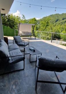 Valea Doftanei House | SteLar Lake View 2025