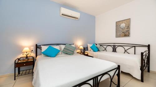 Perissa Apartment | Stelios Place