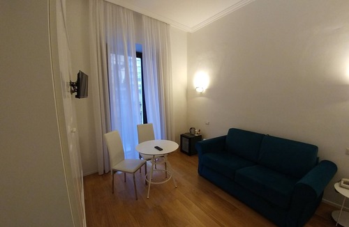 Sulmona Hotel | Stella CasaBono (B&B)