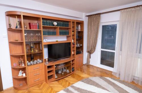 Balotesti Apartment | Stella's cozy home