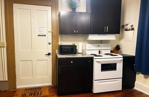 Coshocton Apartment | Stella`s Place in Heart of Historic Roscoe Village