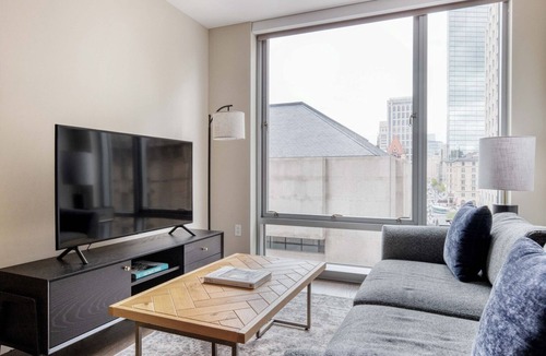 Prudential - St. Botolph Apartment | Stellar Back Bay Studio w/Gym & W/D, nr Restaurants, by Blueground