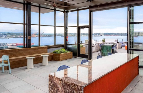 Belltown Apartment | Stellar Bell Town Studio w/Rooftop, nr Dining & Shops, by Blueground