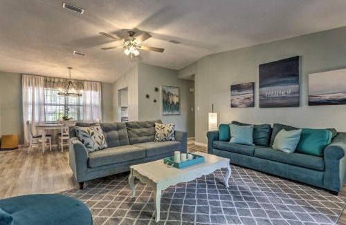 Wright House | Stellar Fort Walton Retreat ~ 2 Mi to Beach!