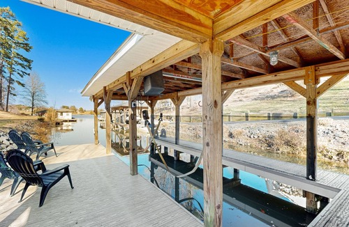 Morgan II House | Stellar lakefront oasis with kayaks, SUP, firepits, dock, & games - dog-friendly