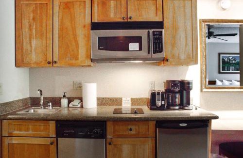 Mount Crested Butte House | Stellar Location Direct view of Crested Butte Mountain Hot Tub Heated Pool Steam Room Gym
