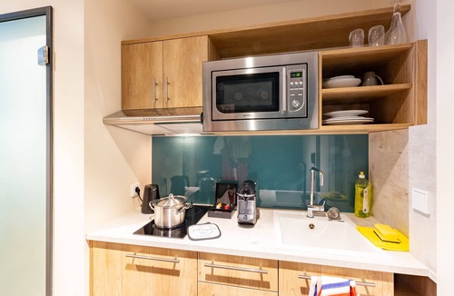 Munchen District Apartment | Stellaris Apartment Hotel