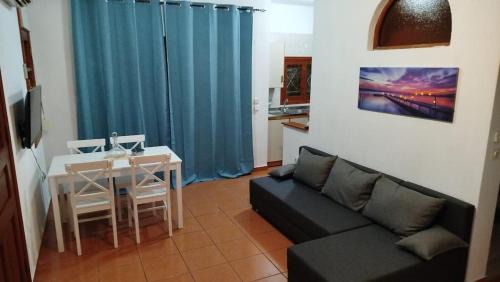 Afandou House | SteMaMaisonette