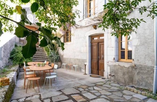 Les Echelles House | Stendhal House - LES ECHELLES