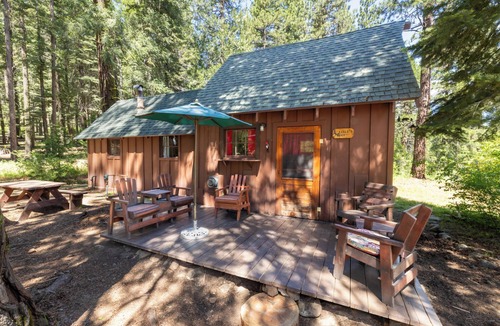 Blairsden-Graeagle Cabin | Step Back in Time: Historic 1912 Riverside Cabins at Camp Layman