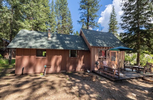 Blairsden-Graeagle Cabin | Step Back in Time: Historic 1912 Riverside Cabins at Camp Layman
