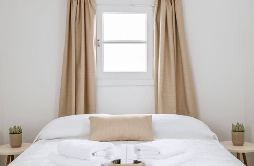 Mykonos Town Hotel | Step Studio - 5 MINUTES FROM LITTLE VENICE AND WINDMILLS