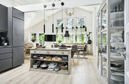 Silkeborg Municipality House | Step through the gate and feel peace in the woods