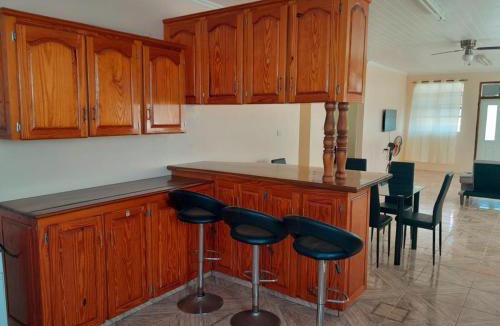 Mahaut Apartment | Stephen Guest House