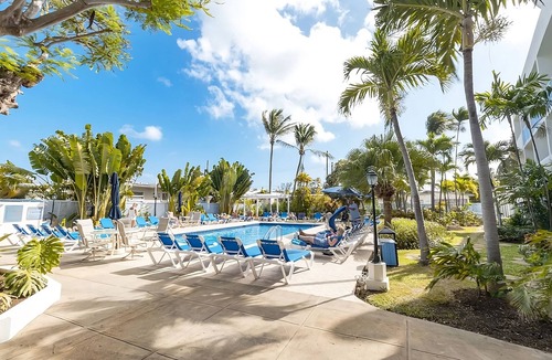 Dover Apartment | Steps Away from Dover Beach! 3 Convenient Units | FREE Parking, Outdoor Pool!