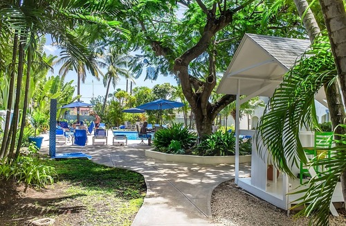 Dover Apartment | Steps Away from Dover Beach! 3 Convenient Units | FREE Parking, Outdoor Pool!