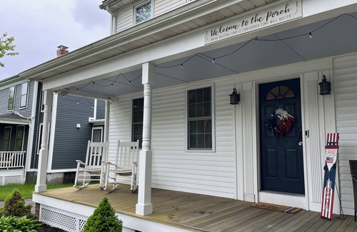Bristol Apartment | Steps Away from Downtown Bristol - Cozy Family Retreat!