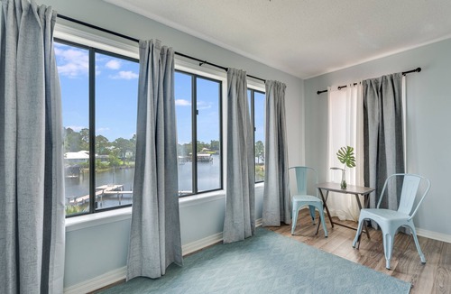 Gulf Lagoon Beach House | Steps from Beach, 3bed 3bath, Sleep 6, Sunrise Water View, Monthly Rates
