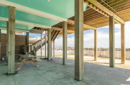 Miramar House | Steps From Beach - Pet Friendly Home w/ Walkover, Cargo Lift & Fenced Yard