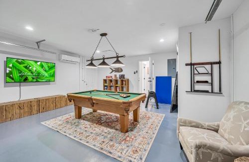 Lauderdale Beach House | Steps from Beach Heated Pool Sunrise Key RESlDENCES